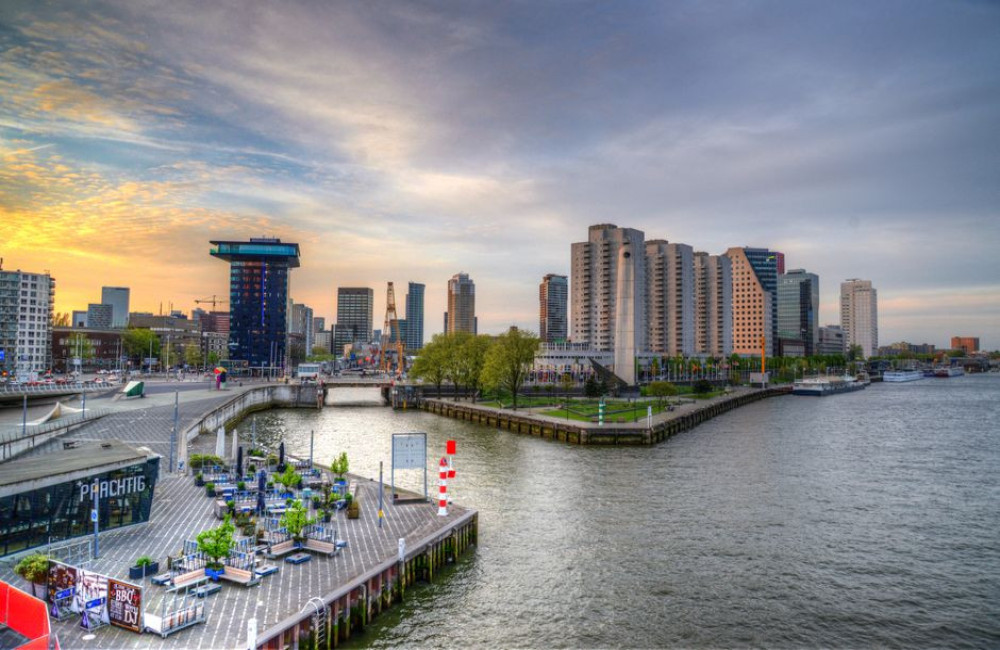 Wat kost een hotel in Rotterdam tijdens de Wereldhavendagen in september 2026