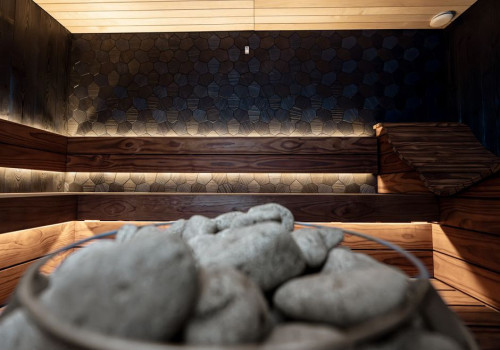 Wat kost een wellnesshotel met sauna in Limburg voor een weekend in de zomer van 2026